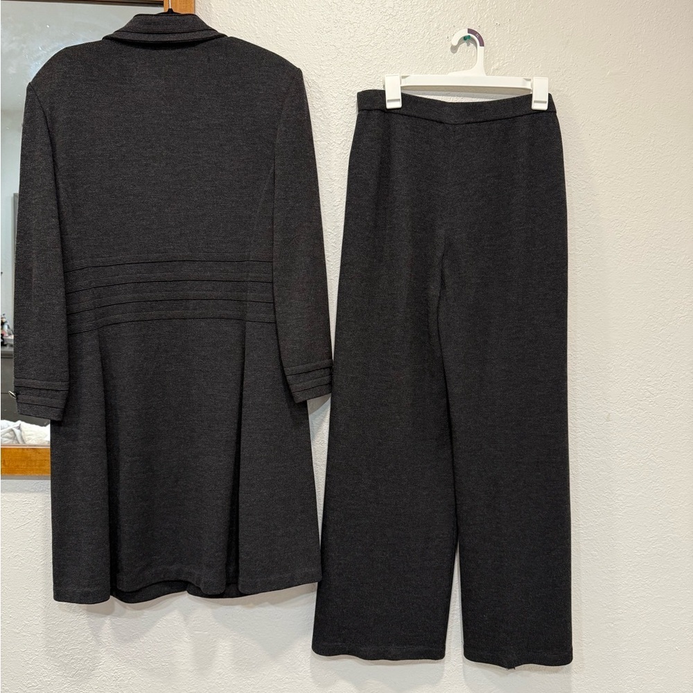 St. John Collection Santana Knit Jacket Pants wide leg Set Black Wool Blend - Picture 14 of 16